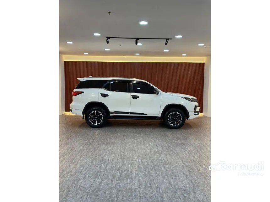 2023 Toyota Fortuner GR Sport 4X2 SUV