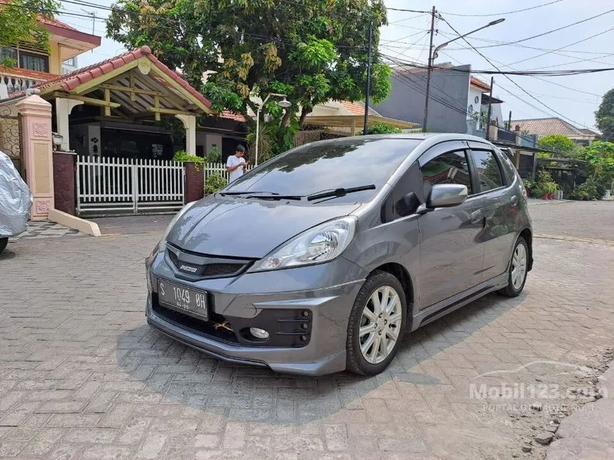 Jual Mobil Honda Jazz 2012 RS 1.5 di Jawa Timur Manual Hatchback Abu