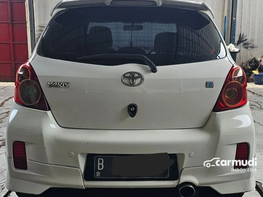 2012 Toyota Yaris E Hatchback