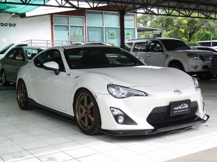 Toyota 86 GT 2012 2.0 in กรุงเทพและปริมณฑล Manual Coupe สีขาว for ...