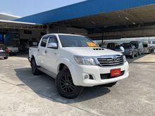 2015 Toyota Hilux Vigo 2.5 CHAMP DOUBLE CAB (ปี 11-15) E Pickup MT