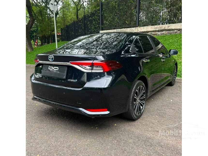2022 Toyota Corolla Altis Hybrid Sedan