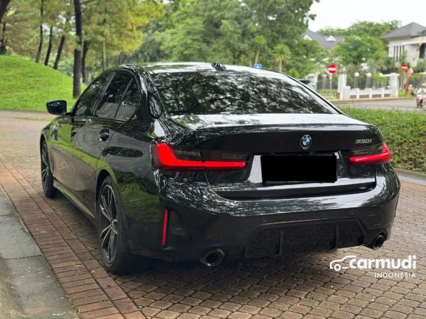 2023 BMW 330i M Sport Pro Sedan