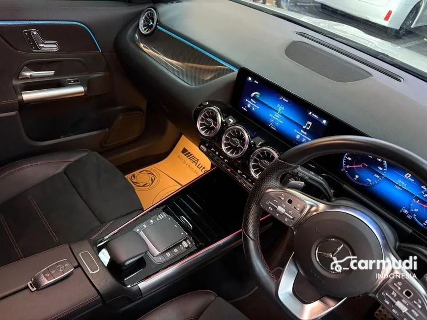 2023 Mercedes-Benz GLA200 AMG Line SUV