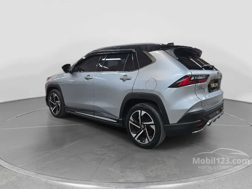 2023 Toyota Yaris Cross S HV (2 Tone) SUV