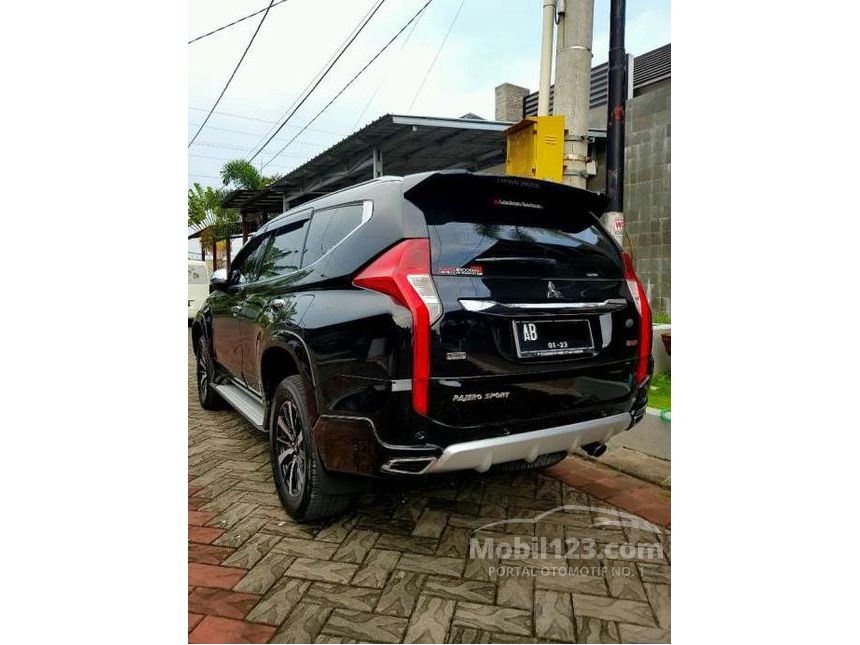 Jual Mobil  Mitsubishi Pajero  Sport 2021 Dakar 2 4 di 