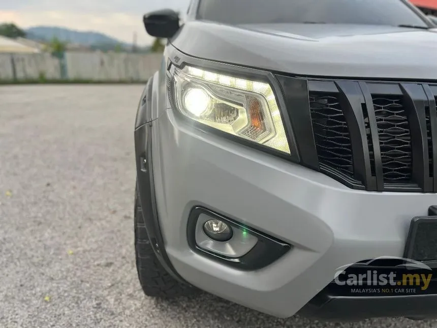 2018 Nissan Navara NP300 VL Dual Cab Pickup Truck