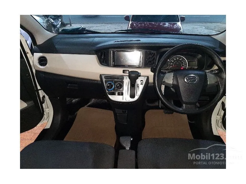 2019 Daihatsu Sigra R MPV
