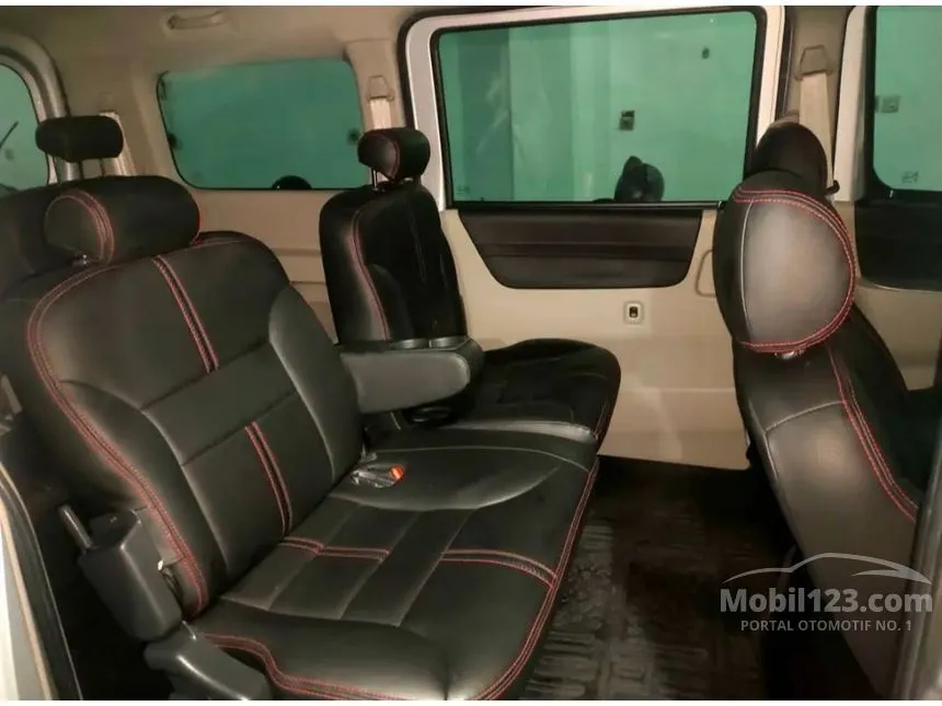 2022 Daihatsu Luxio D Van