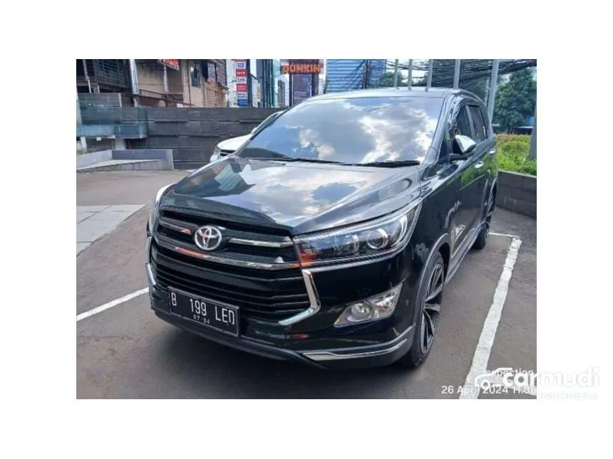 Jual Mobil Toyota Innova Venturer 2019 2.0 di DKI Jakarta Automatic Wagon Hitam Rp 332.000.000