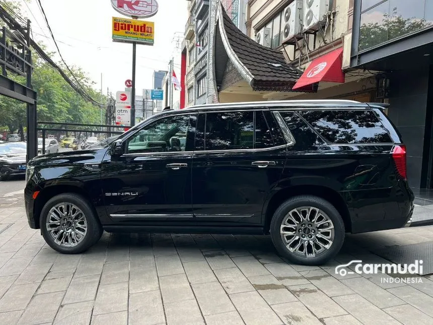 2023 GMC Yukon Denali Wagon