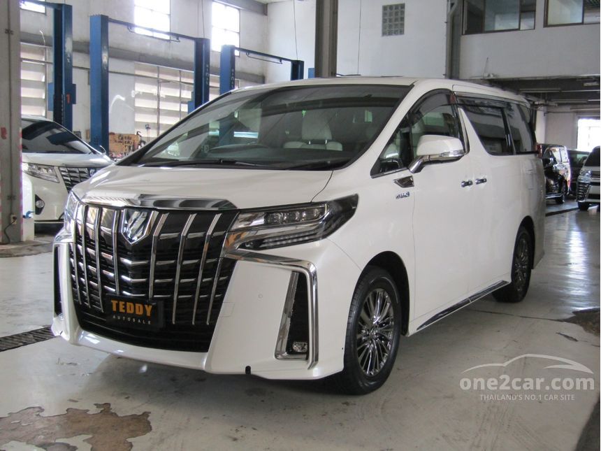 Toyota alphard executive lounge