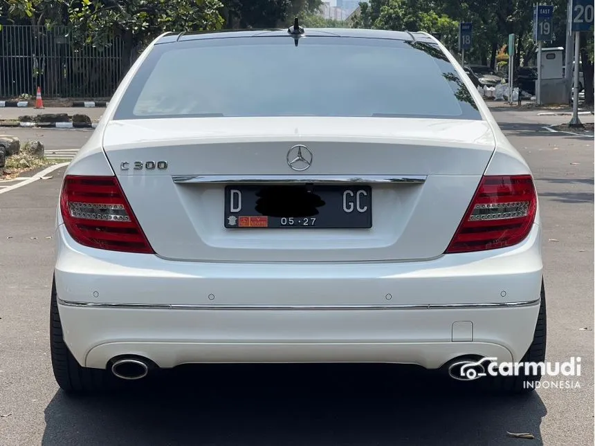 2013 Mercedes-Benz C300 Avantgarde Sedan