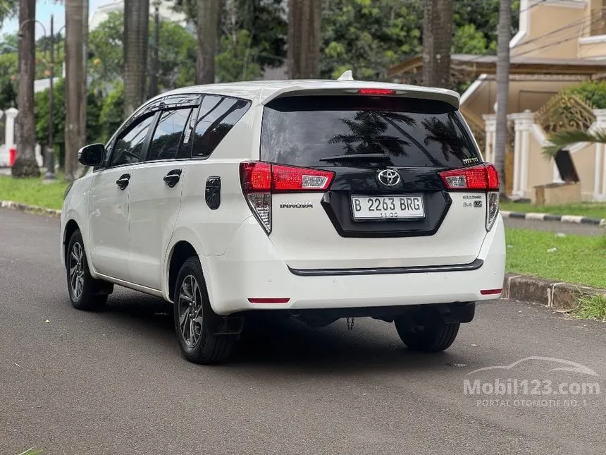 2020 Toyota Kijang Innova V MPV