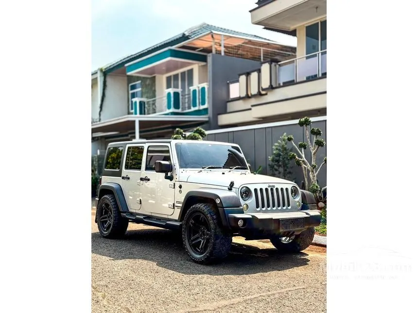2012 Jeep Wrangler Sport Renegade Plus 4 Door SUV