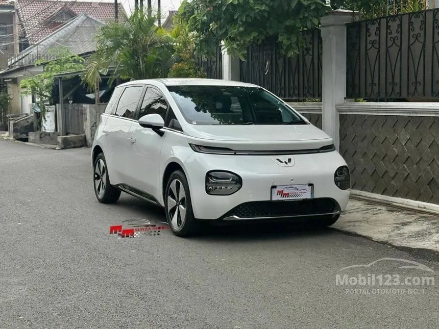 2024 Wuling Cloud EV 460KM Hatchback
