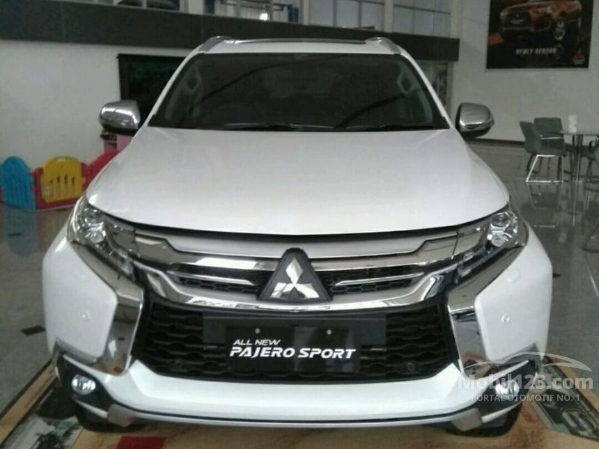 Jual Mobil  Mitsubishi Pajero  Sport 2021  Dakar  2 4 di Jawa 