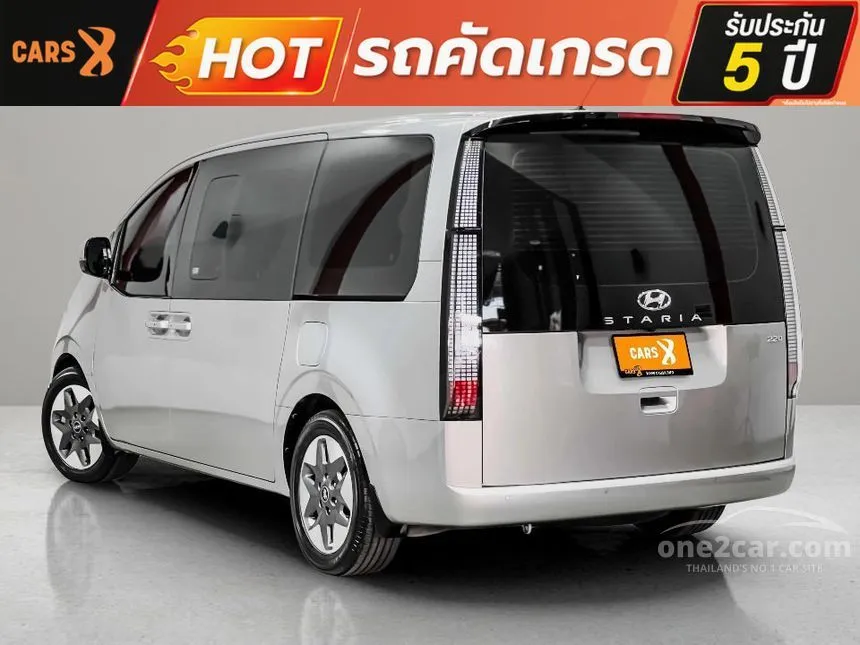 2024 Hyundai Staria SEL Van