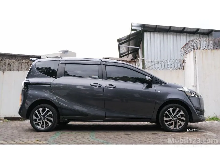 2020 Toyota Sienta V MPV
