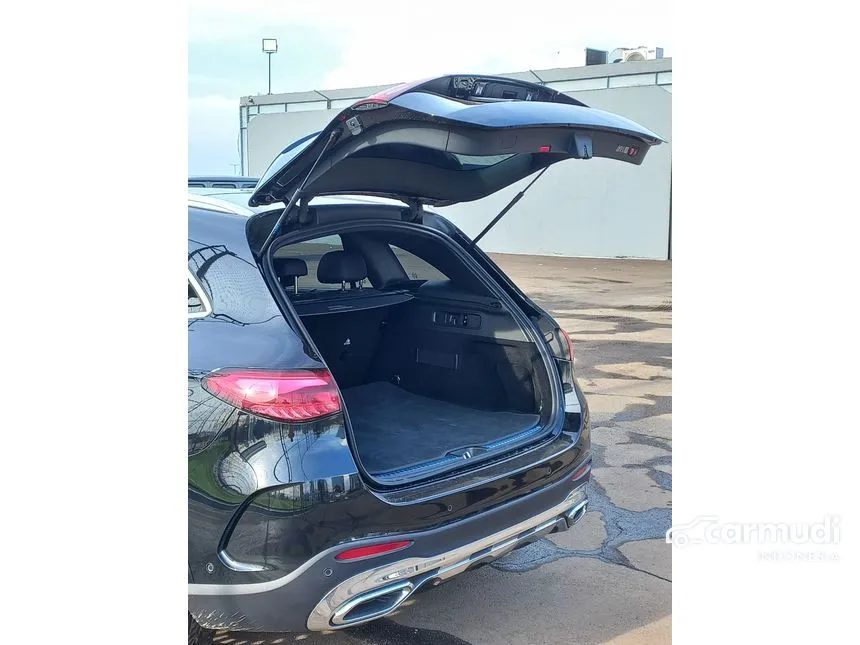 2023 Mercedes-Benz GLC300 AMG Line 4MATIC SUV