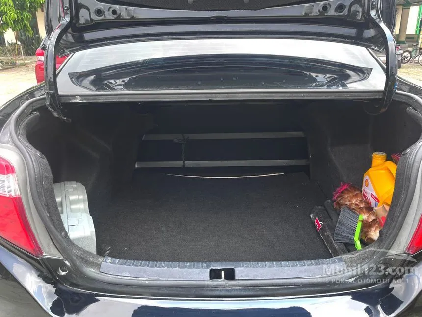 2015 Toyota Limo 1.5 Manual Sedan