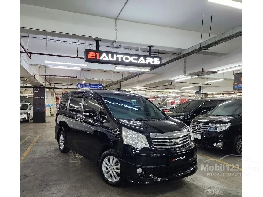 Jual Mobil Toyota NAV1 2017 V Limited 2.0 di DKI Jakarta Automatic MPV Hitam Rp 220.000.000