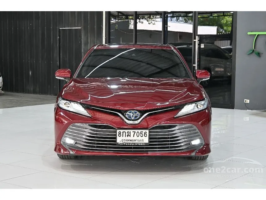 2018 Toyota CAMRY Hybrid Premium Sedan