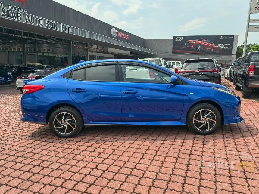 2022 Toyota Vios J Sedan