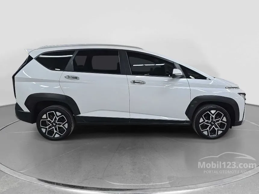 2023 Hyundai Stargazer X Prime MPV