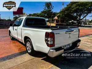2020 Mitsubishi TRITON 2.5 GLX Mega Cab Pickup