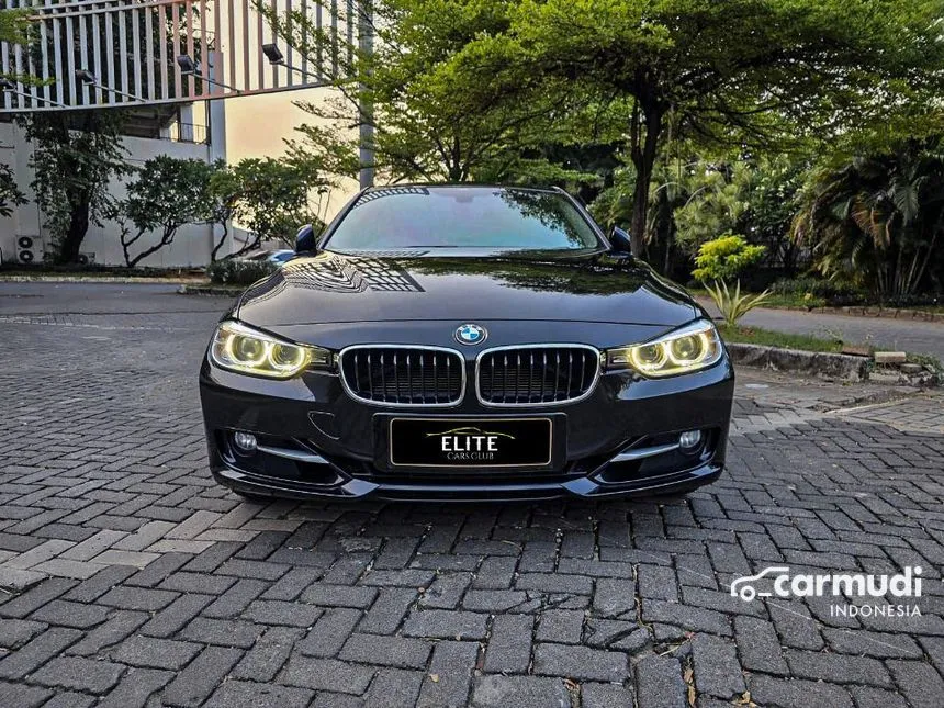 2014 BMW 320i Sport Sedan