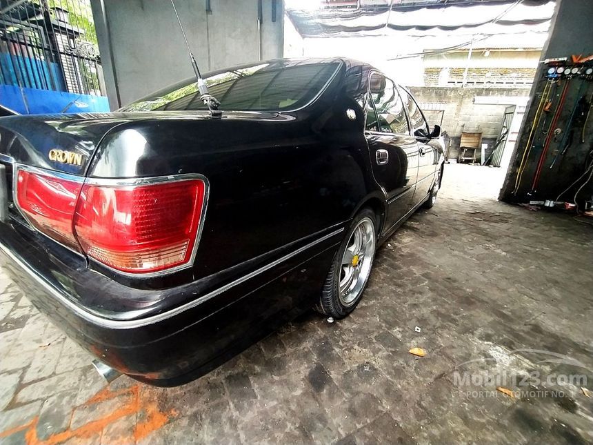 Jual Mobil  Toyota  Crown  2003 Royal Saloon 3 0 di Jawa 