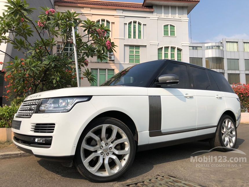 Jual Mobil Land Rover Range Rover 2014 Vogue 3 0 Di Dki Jakarta Automatic Suv Putih Rp 2 250 000 000 6085124 Mobil123 Com