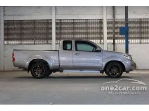 2005 Toyota HILUX VIGO 2.5 E Extra Cab Pickup
