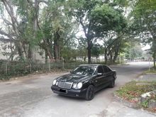 1997 Mercedes-Benz E230 2.3 W210 Sedan