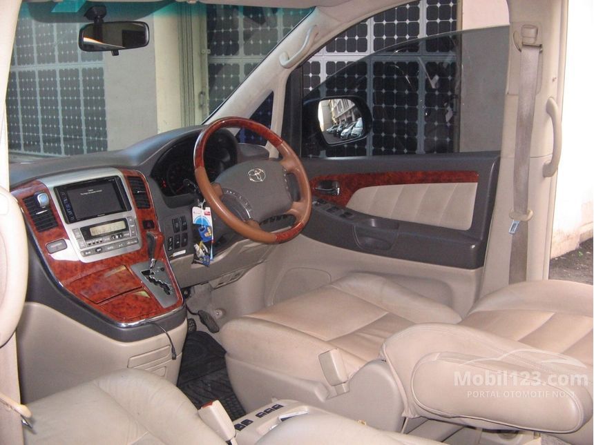 2004 Toyota Alphard G Van Wagon