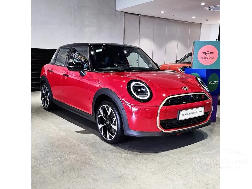2025 MINI Cooper S 5 Door Hatchback