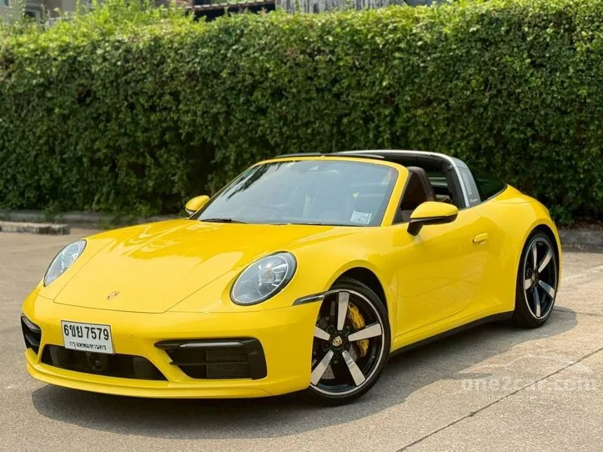 2021 Porsche 911 Targa 4 Convertible
