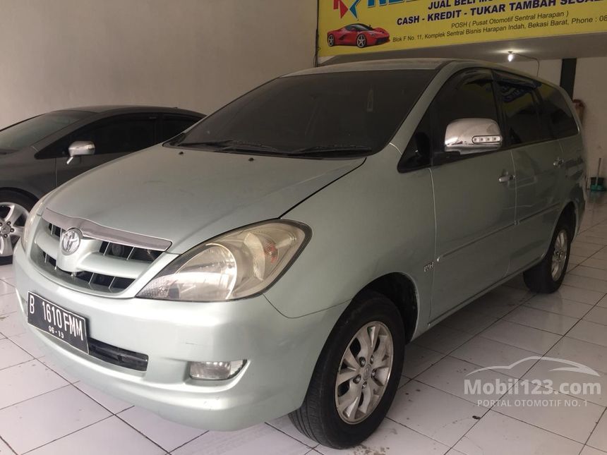 Jual Mobil  Toyota Kijang Innova  2005  V  2 0 di Jawa Barat 