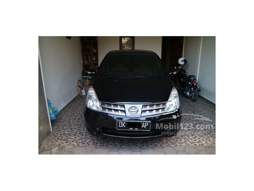 Jual Mobil Nissan Grand Livina 2009 XV 1.5 di Bali 