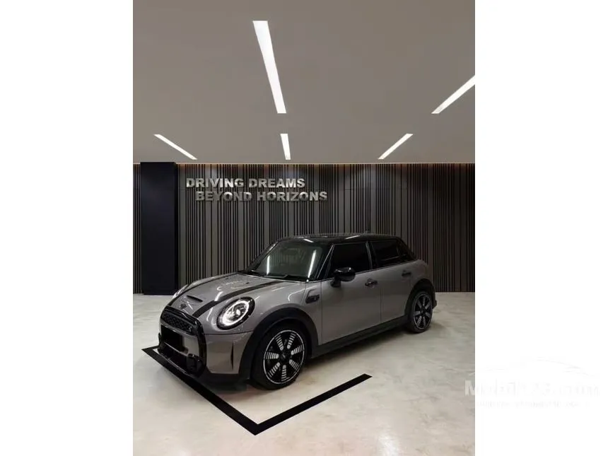 2021 MINI Cooper S 5 Door Hatchback