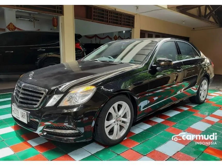 2011 Mercedes-Benz E300 Avantgarde AMG Sedan
