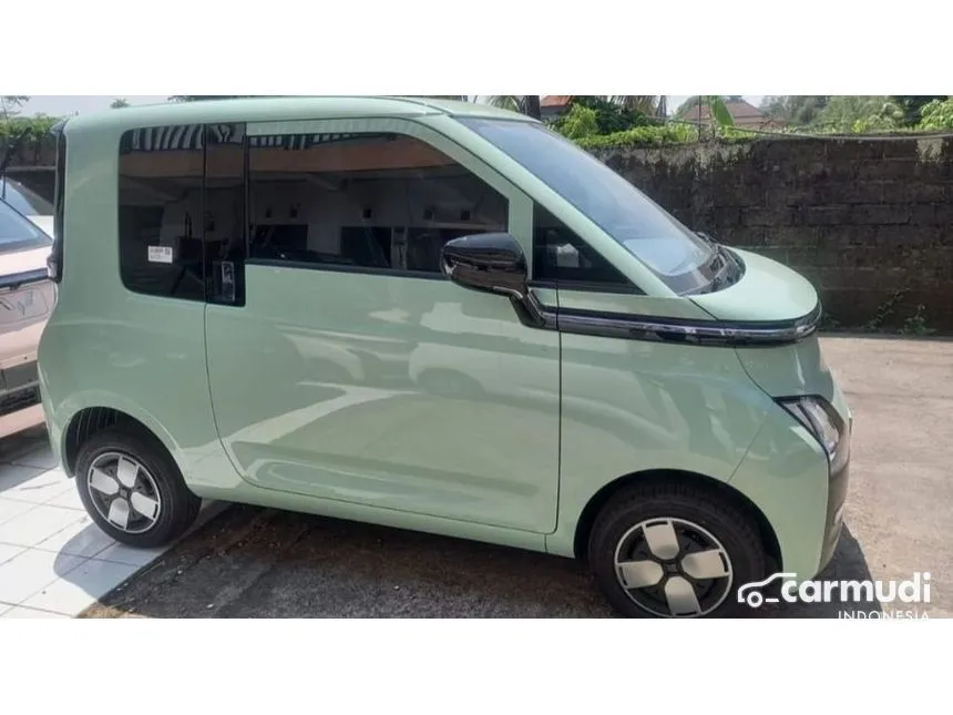 2024 Wuling EV Air ev Standard Range Hatchback