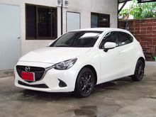 2017 Mazda 2 1.3 (ปี 15-18) Sports Standard Hatchback AT