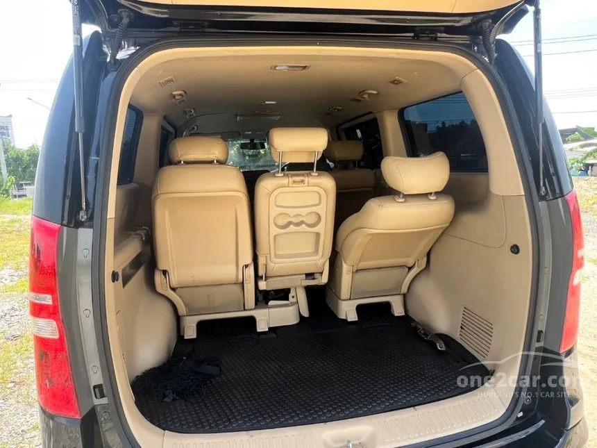 2016 Hyundai H-1 Deluxe Van