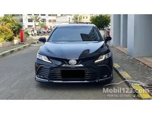 2023 Toyota Camry 2.5 V Sedan