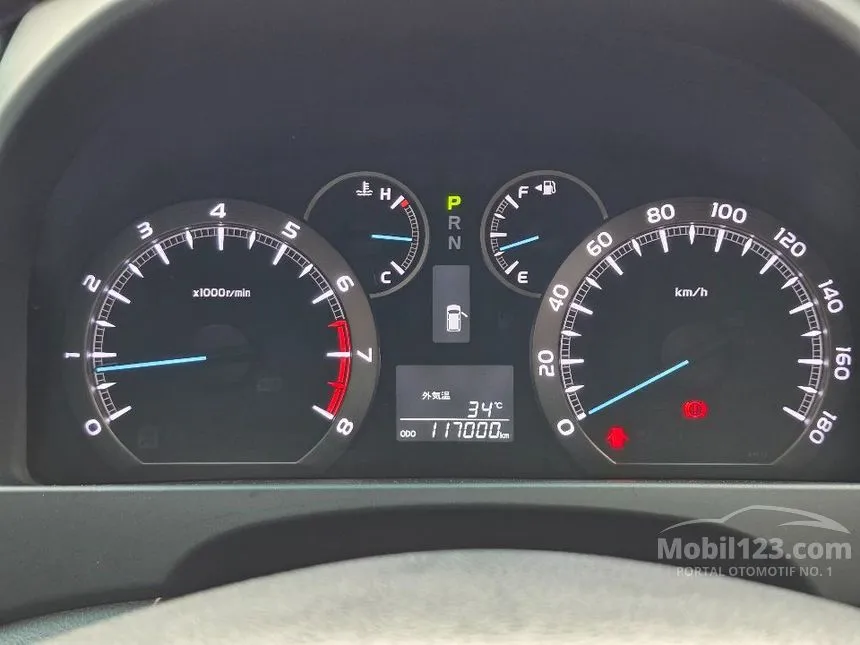 2013 Toyota Alphard SC MPV