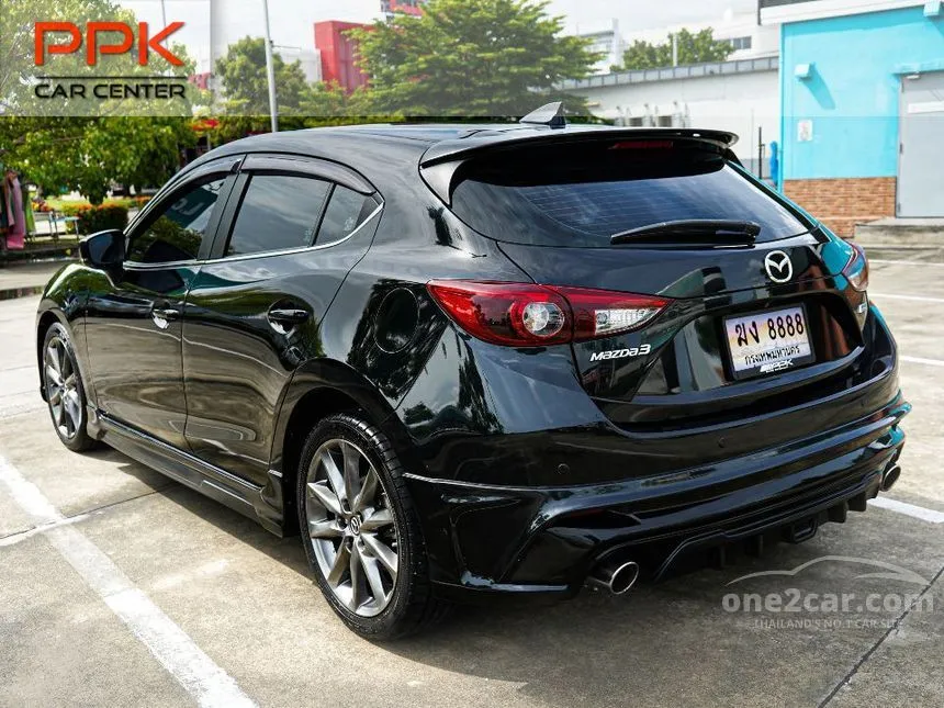2019 Mazda 3 S Sports Hatchback
