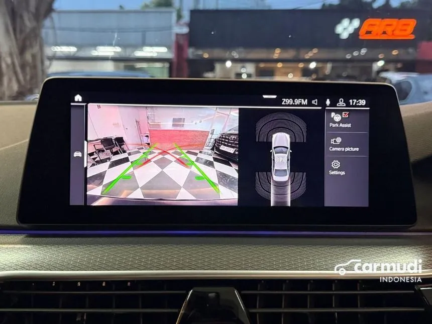 2020 BMW 520i M Sport 75th Edition Sedan