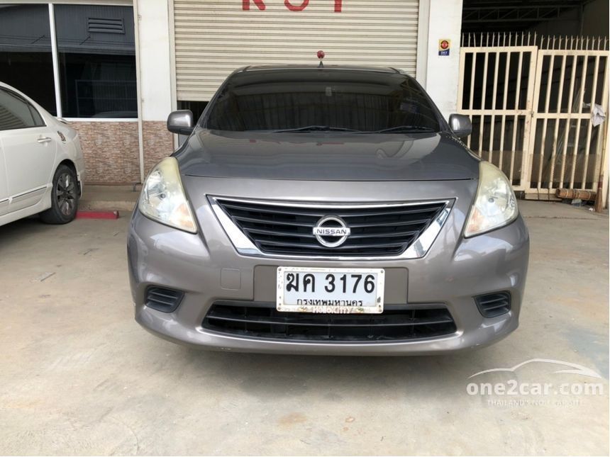 Nissan almera 2011